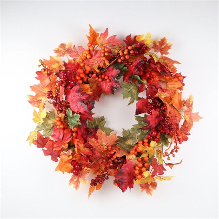24" Wreath with Autumn Berries